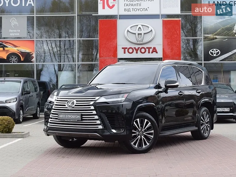 Lexus LX