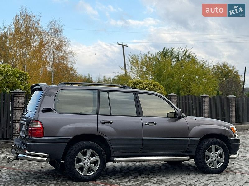 Внедорожник / Кроссовер Lexus LX 2000 в Староконстантинове
