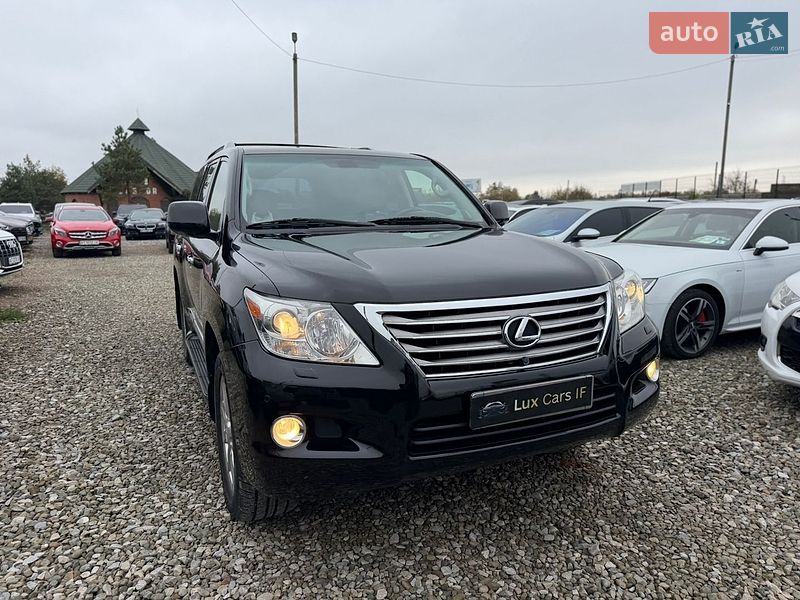 Внедорожник / Кроссовер Lexus LX 2008 в Ивано-Франковске