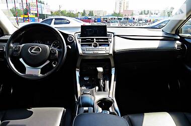 Внедорожник / Кроссовер Lexus NX 2016 в Черкассах