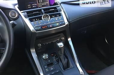Внедорожник / Кроссовер Lexus NX 2018 в Днепре