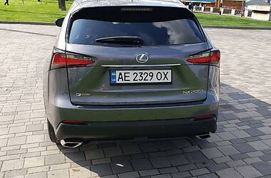 Внедорожник / Кроссовер Lexus NX 2016 в Днепре