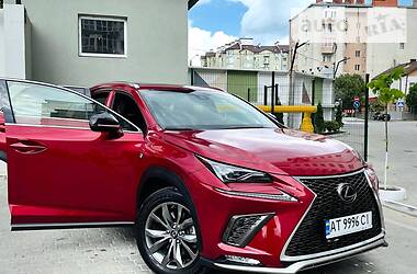 Позашляховик / Кросовер Lexus NX 2019 в Івано-Франківську