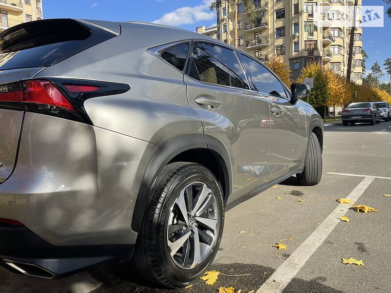 Внедорожник / Кроссовер Lexus NX 2017 в Киеве
