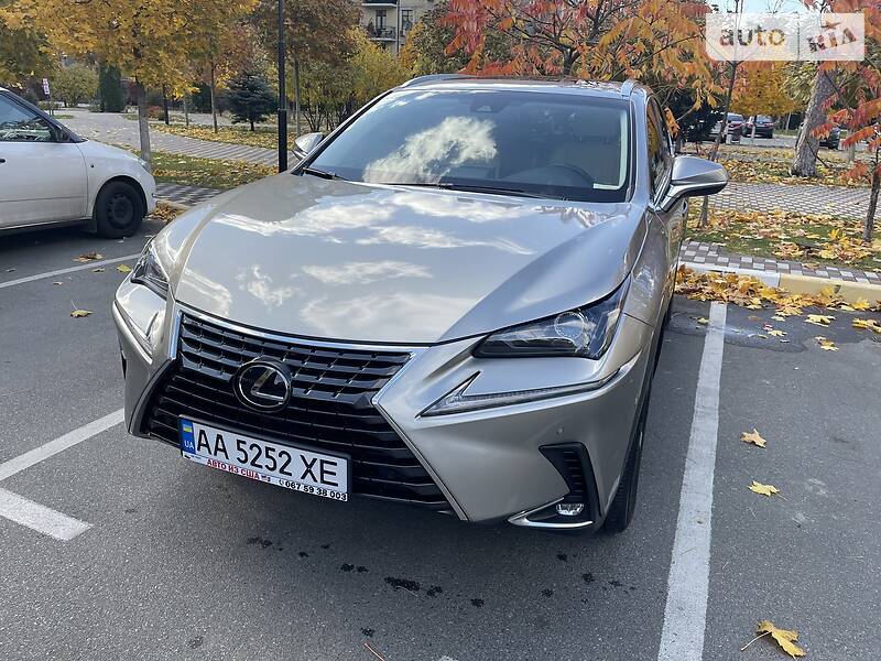 Внедорожник / Кроссовер Lexus NX 2017 в Киеве