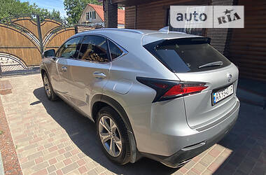 Внедорожник / Кроссовер Lexus NX 2017 в 