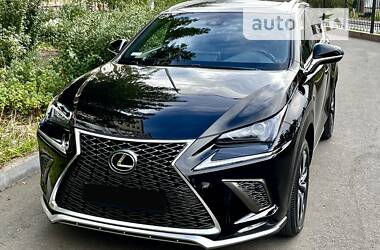 Позашляховик / Кросовер Lexus NX 2017 в Одесі