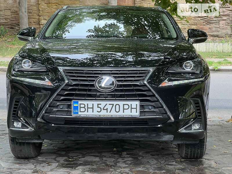 Внедорожник / Кроссовер Lexus NX 2021 в 
