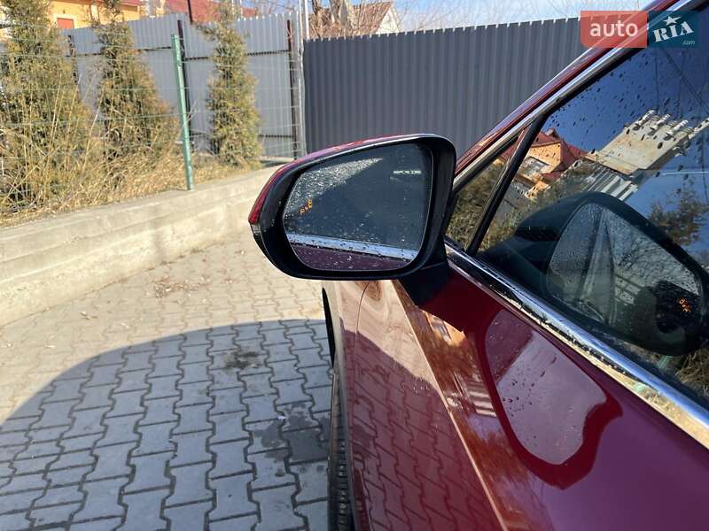 Позашляховик / Кросовер Lexus NX 2015 в Чернівцях