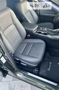 Внедорожник / Кроссовер Lexus NX 2021 в 