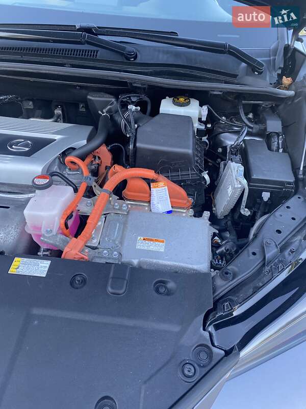 Внедорожник / Кроссовер Lexus NX 2016 в Тернополе