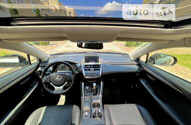 Позашляховик / Кросовер Lexus NX 2017 в Рівному