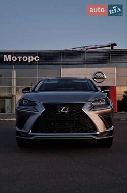 Внедорожник / Кроссовер Lexus NX 2019 в 