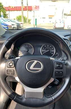 Позашляховик / Кросовер Lexus NX 2017 в Харкові