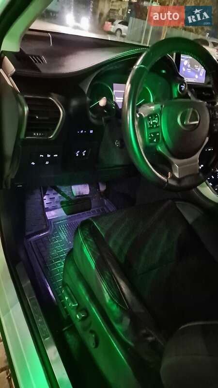 Позашляховик / Кросовер Lexus NX 2014 в Дніпрі