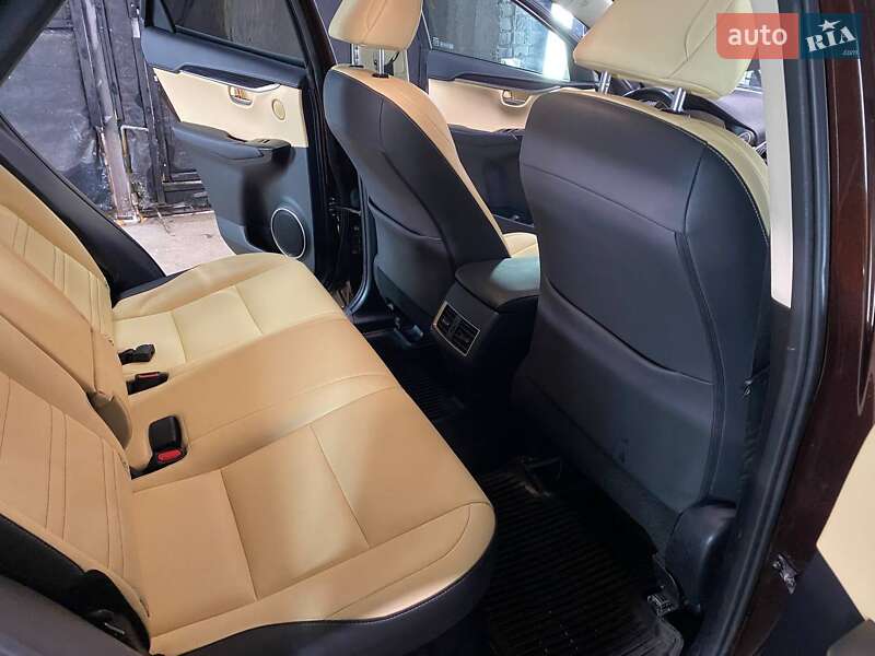 Внедорожник / Кроссовер Lexus NX 2018 в Ладыжине