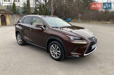 Внедорожник / Кроссовер Lexus NX 2018 в 