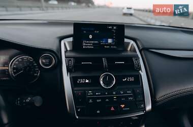 Внедорожник / Кроссовер Lexus NX 2015 в 