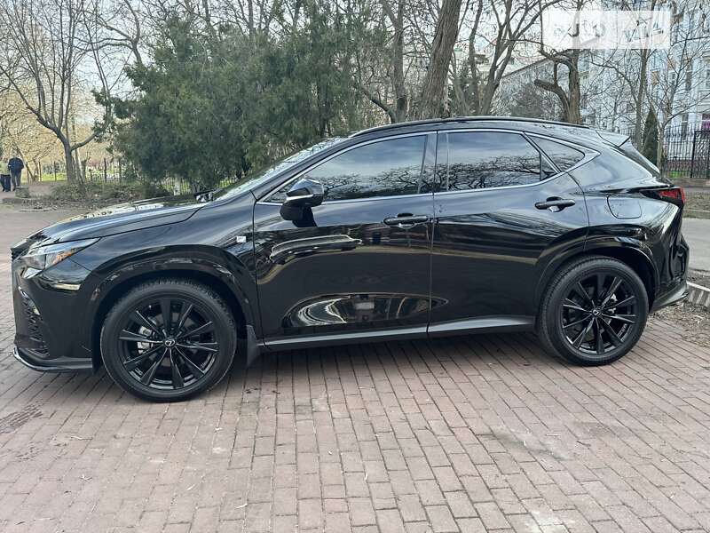 Внедорожник / Кроссовер Lexus NX 2022 в Одессе