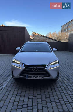 Позашляховик / Кросовер Lexus NX 2016 в Шепетівці