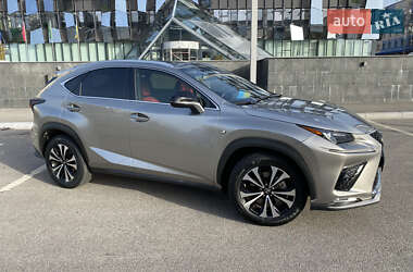 Внедорожник / Кроссовер Lexus NX 2019 в 