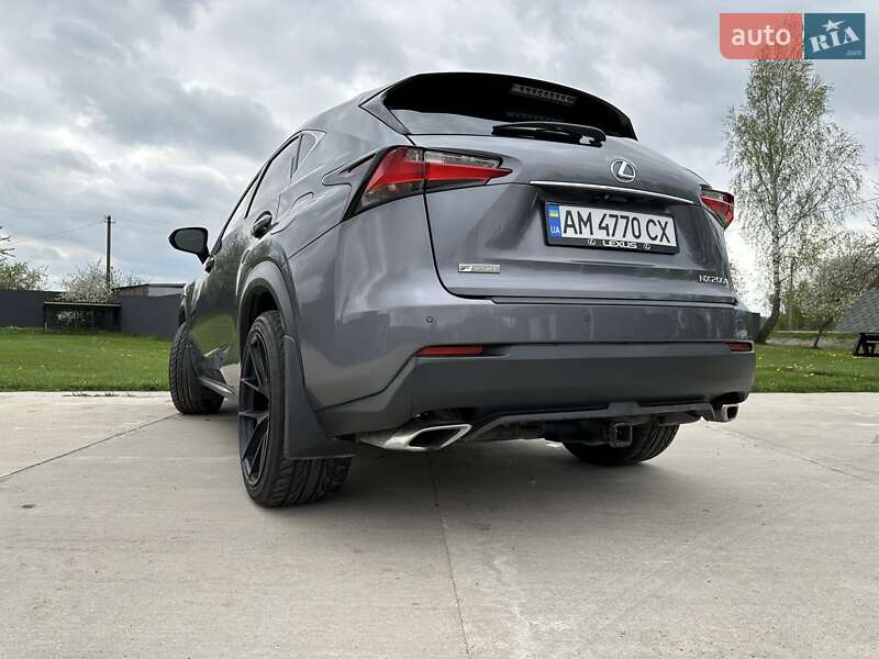 Внедорожник / Кроссовер Lexus NX 2015 в Киеве
