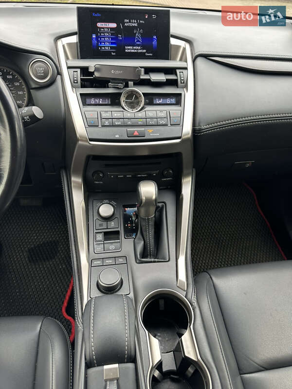 Позашляховик / Кросовер Lexus NX 2016 в Одесі