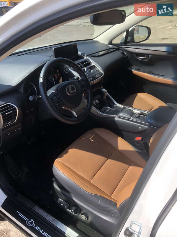 Внедорожник / Кроссовер Lexus NX 2019 в Житомире