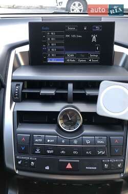 Позашляховик / Кросовер Lexus NX 2015 в Білій Церкві