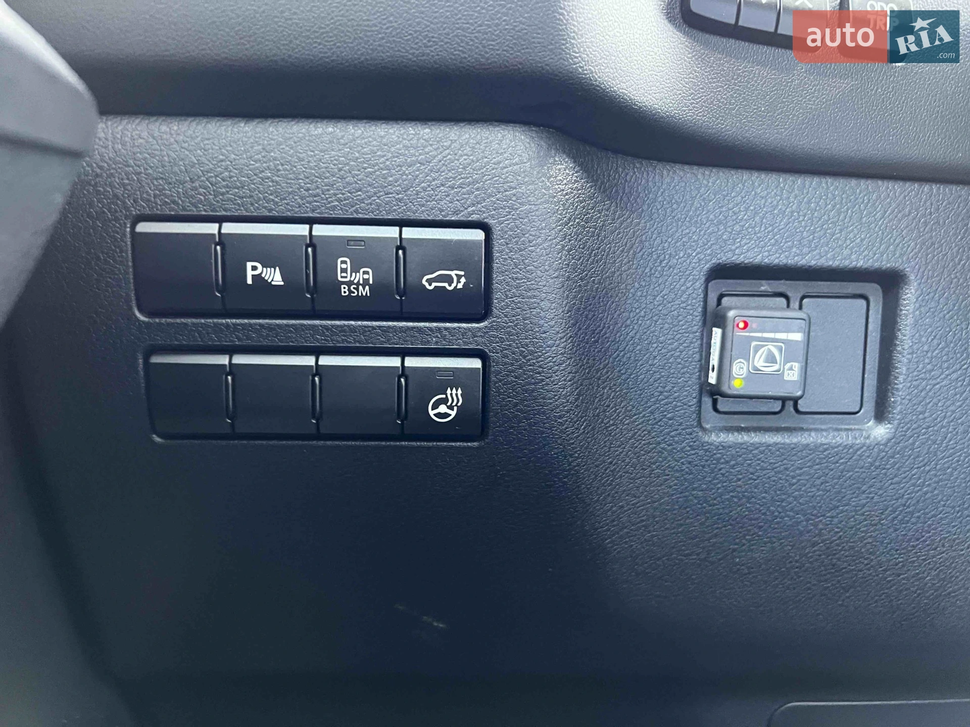 Lexus NX 2015 VIN JTJBJRBZ2G2033194 фото оголошення 16 з 23
