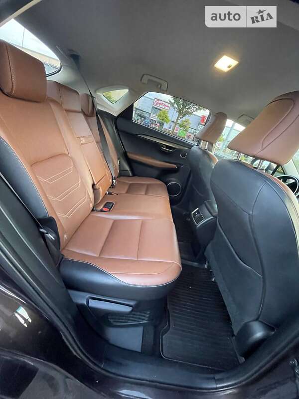 Внедорожник / Кроссовер Lexus NX 2015 в Киеве