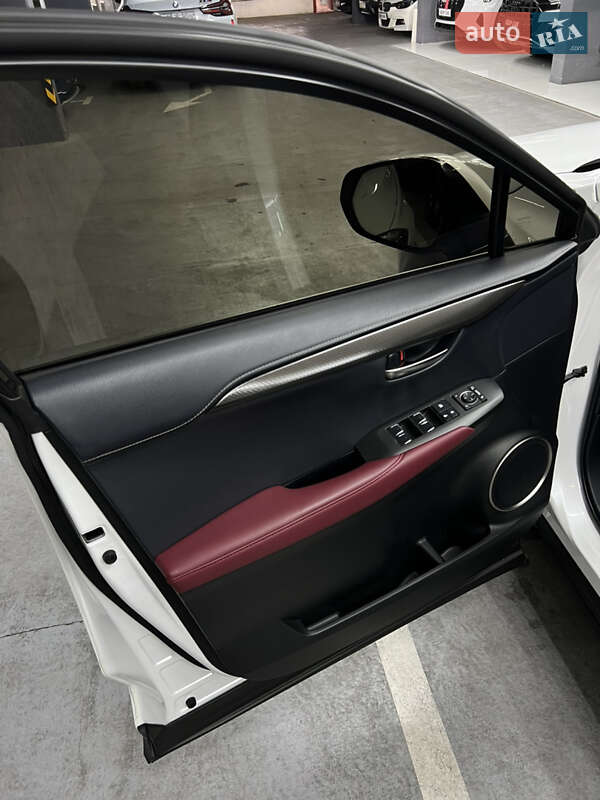 Внедорожник / Кроссовер Lexus NX 2019 в Одессе