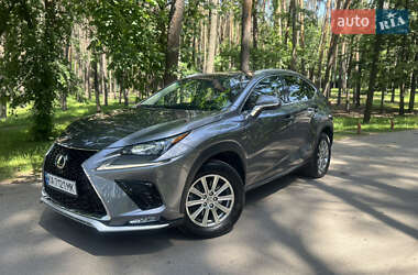 Внедорожник / Кроссовер Lexus NX 2015 в 