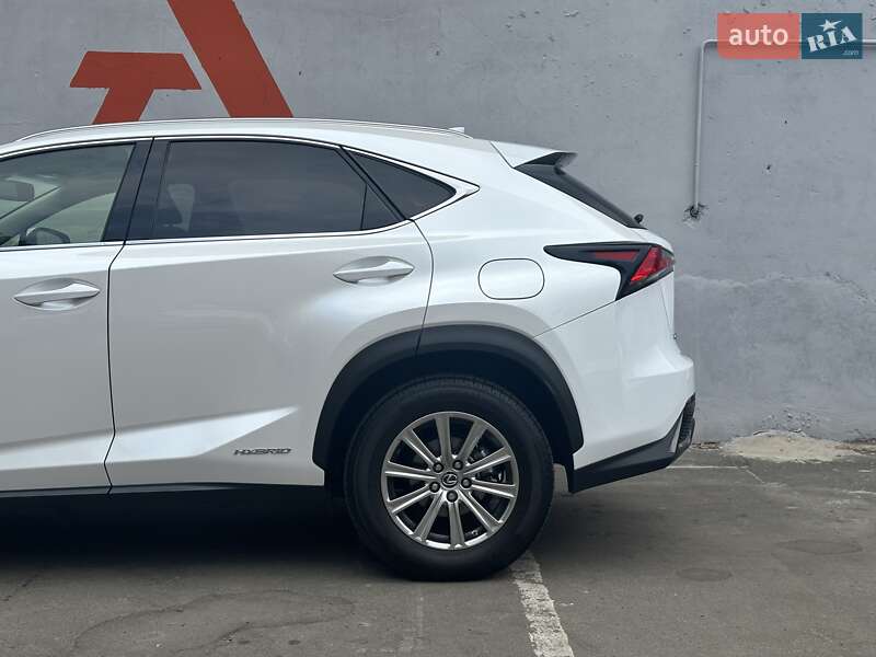 Внедорожник / Кроссовер Lexus NX 2019 в Одессе