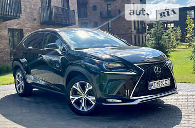 Внедорожник / Кроссовер Lexus NX 2017 в 