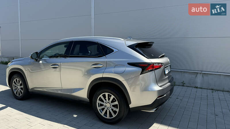 Внедорожник / Кроссовер Lexus NX 2017 в Ивано-Франковске
