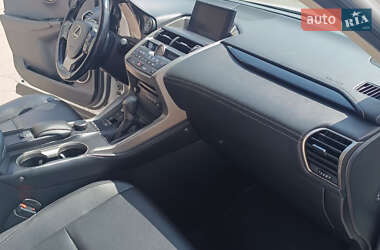 Внедорожник / Кроссовер Lexus NX 2015 в 