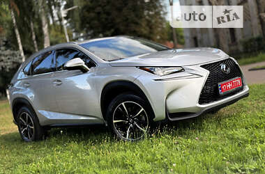 Внедорожник / Кроссовер Lexus NX 2015 в Лубнах