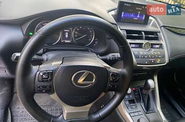 Внедорожник / Кроссовер Lexus NX 2016 в 