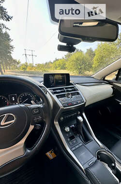 Внедорожник / Кроссовер Lexus NX 2020 в 