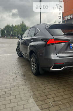 Внедорожник / Кроссовер Lexus NX 2018 в Львове