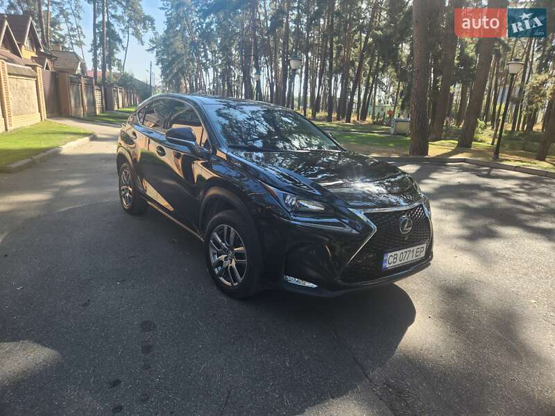 Позашляховик / Кросовер Lexus NX 2015 в Чернігові