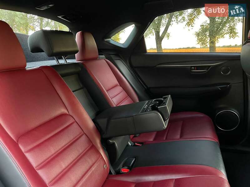 Внедорожник / Кроссовер Lexus NX 2017 в Киеве