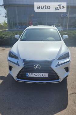 Позашляховик / Кросовер Lexus NX 2018 в Дніпрі