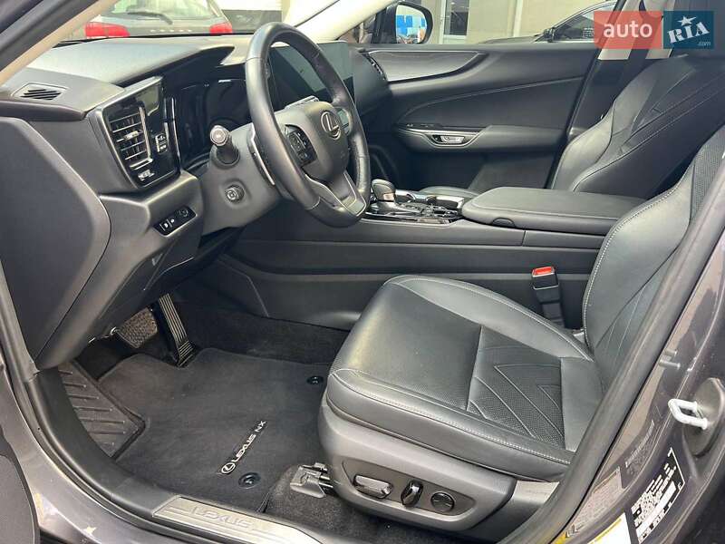 Внедорожник / Кроссовер Lexus NX 2022 в Одессе