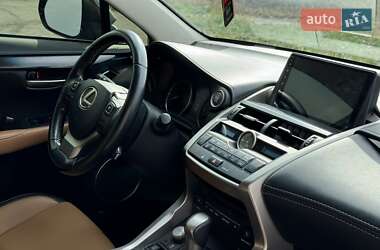 Внедорожник / Кроссовер Lexus NX 2016 в 
