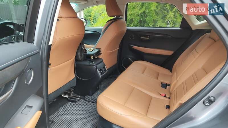 Внедорожник / Кроссовер Lexus NX 2016 в Днепре