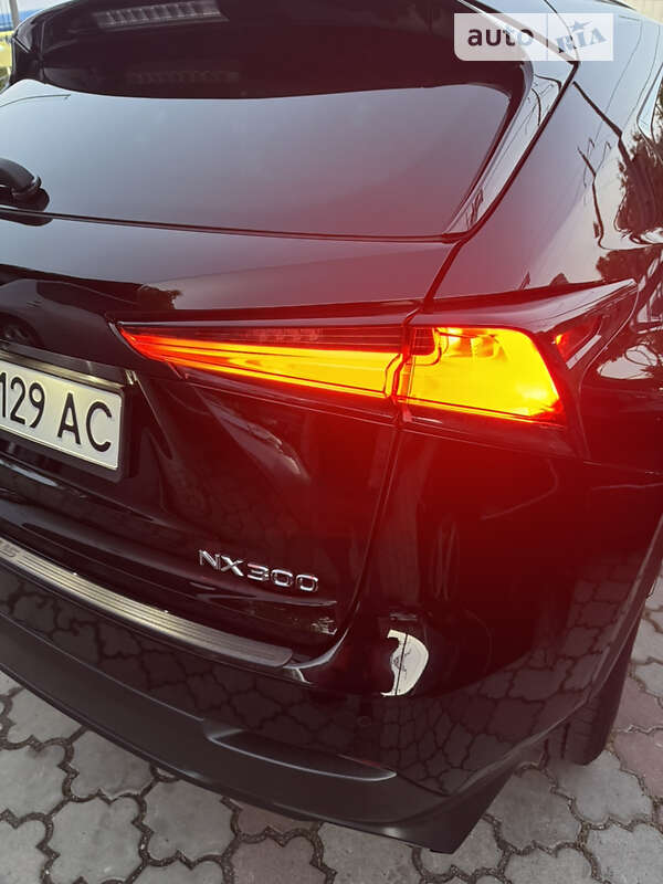 Внедорожник / Кроссовер Lexus NX 2017 в Одессе