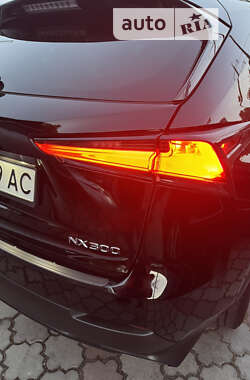 Внедорожник / Кроссовер Lexus NX 2017 в 