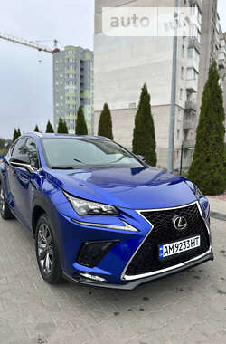 Внедорожник / Кроссовер Lexus NX 2017 в Житомире